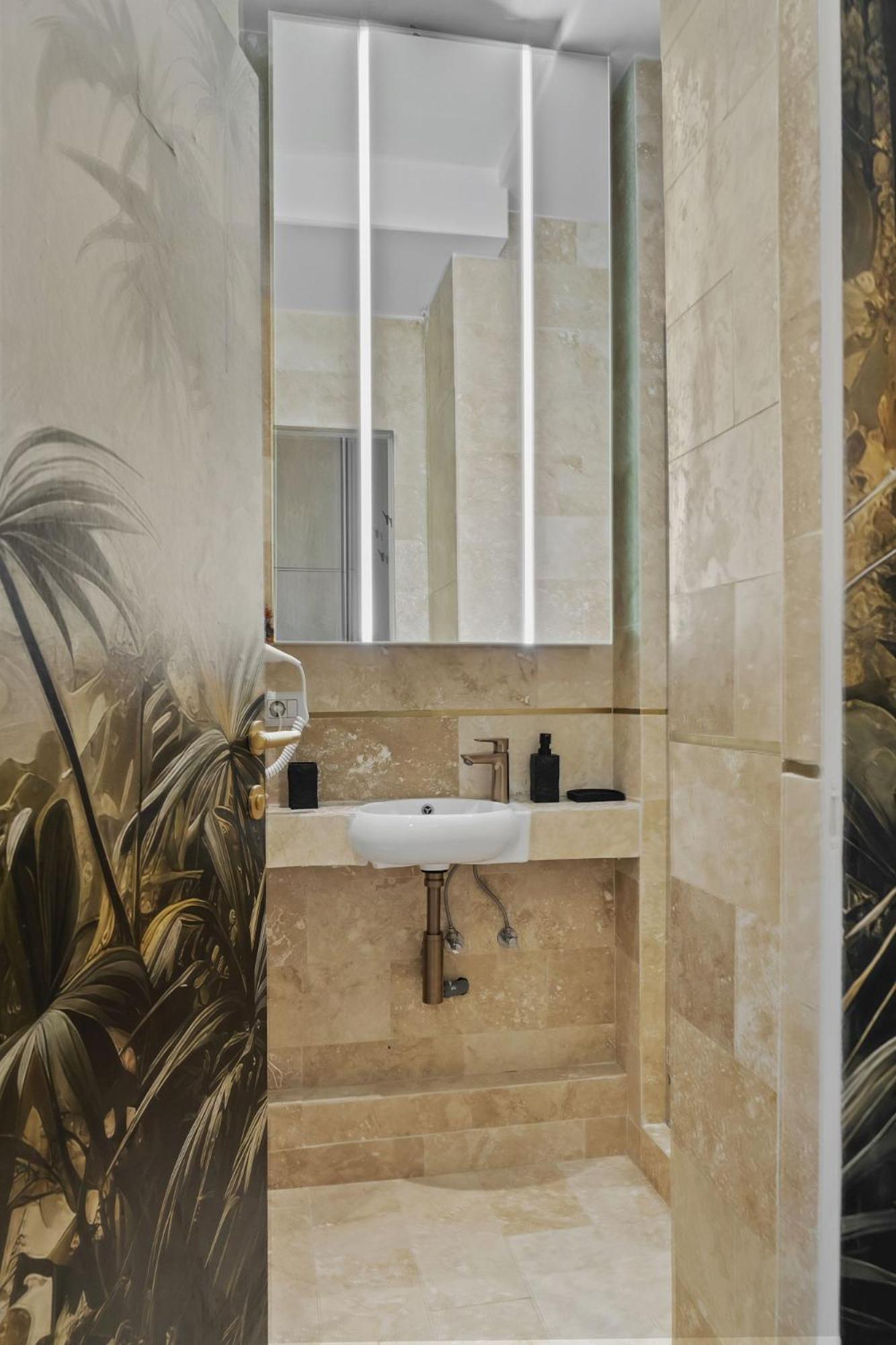 Studio Jungle Breath - City Centre بوخارست المظهر الخارجي الصورة